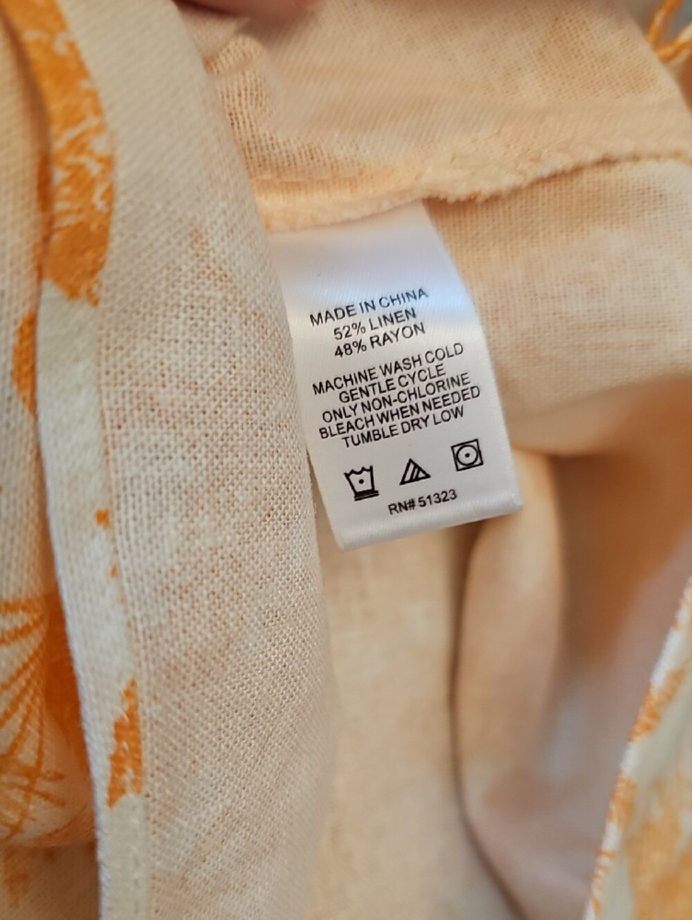J2🔹️CeCe Wide Leg Pants White with Orange Palm Print - Picture 4 of 4